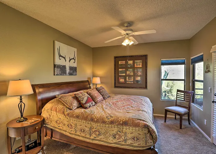 Serene Desert Escape W/ Porch & Resort-style Perks Tucson