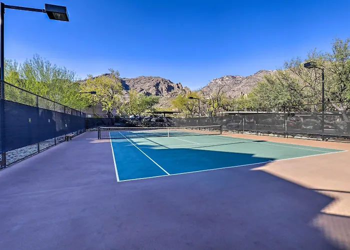 Serene Desert Escape W/ Porch & Resort-style Perks Holiday home Tucson