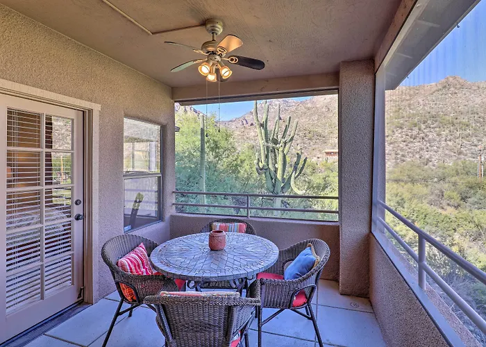 Holiday home Serene Desert Escape W/ Porch & Resort-style Perks *